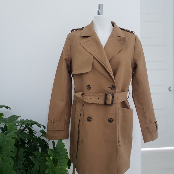 Banana Republic Linen Trenchcoat | Size Small |  Lined  |  Camel Color - Picture 5 of 5